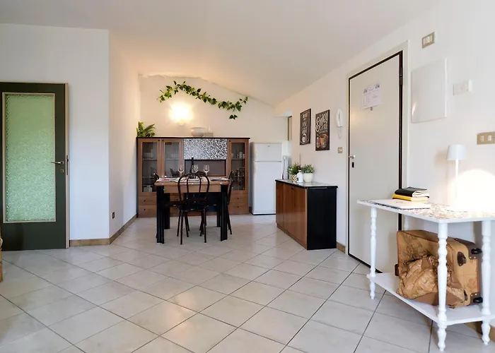 아파트 Trilo_mina 4